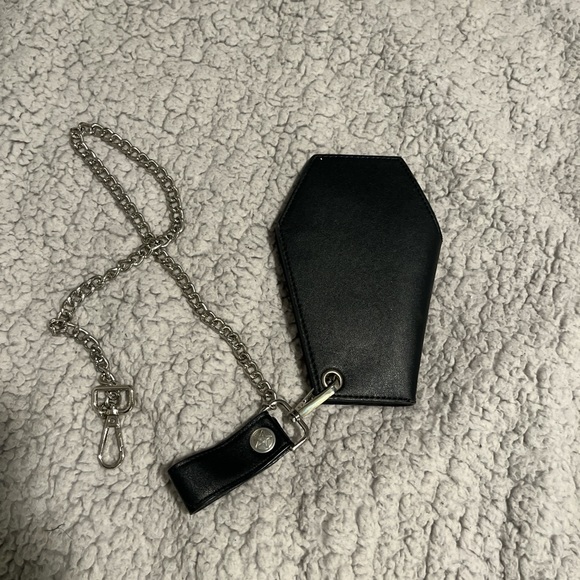 Sold - Picture 3 of 3